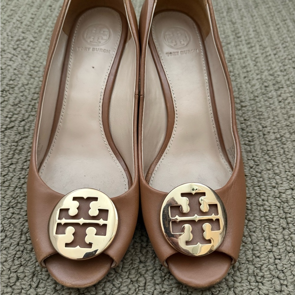 Tory Burch Brown Peep-Toe Flats with Gold Logo